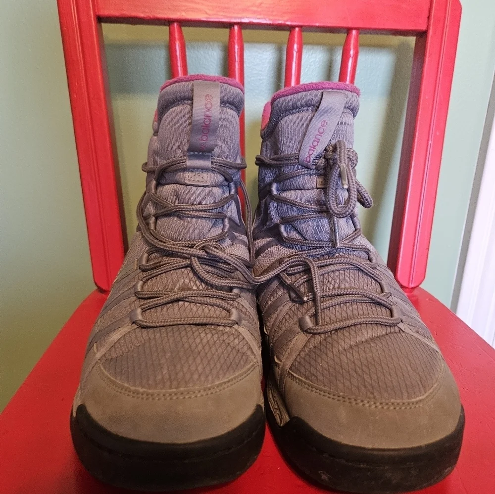 New Balance Fresh Foam 2000 V1 Boots